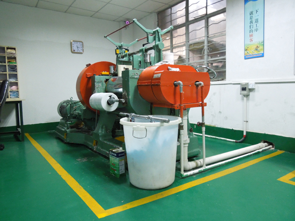 深圳搪膠軟膠玩具廠家電話多少 深圳搪膠軟膠玩具廠家電話多少