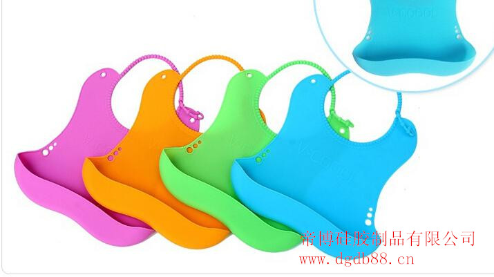 硅膠圍嘴兜.jpg 硅膠圍嘴兜.jpg